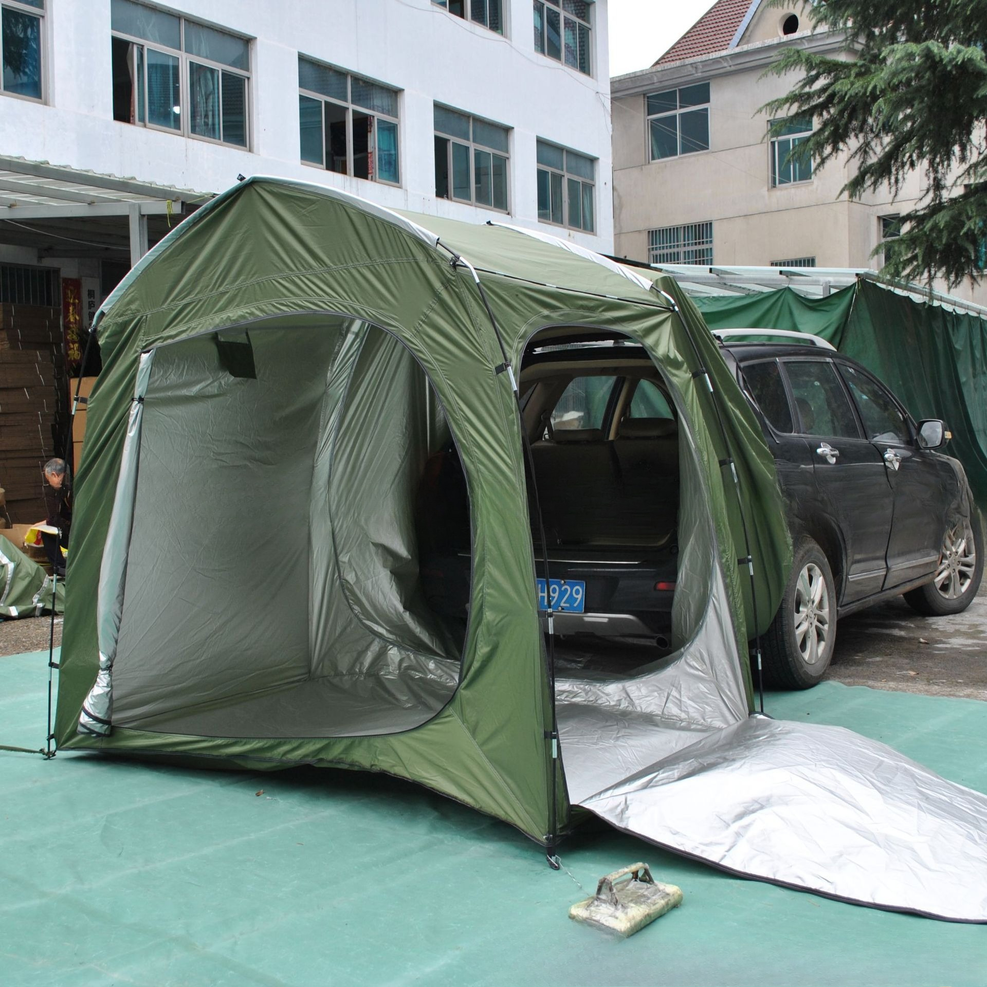Easy to store full-model rear  - Emergency Mylar Tent บทวิจารณ์และราคา