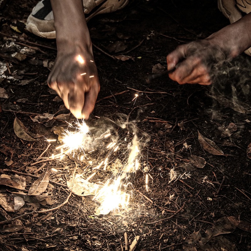 Camping Fire Starter Kit Magne - Magnesium Fire Starter บทวิจารณ์และราคา
